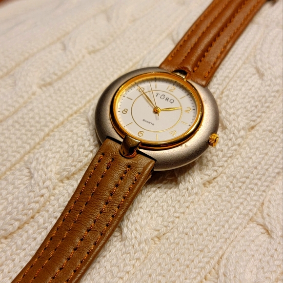 Vintage and eclectic women's Törq watch - Picture 2 of 3